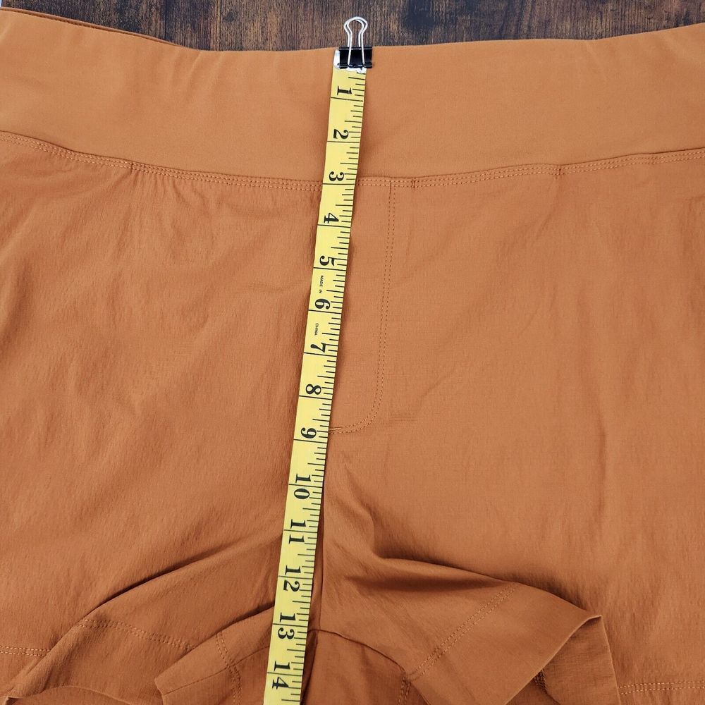 Athleta Womens 26 Orange Semi Fitted Lightweight Stretch Trekkie North Short NWT - Picture 7 of 12